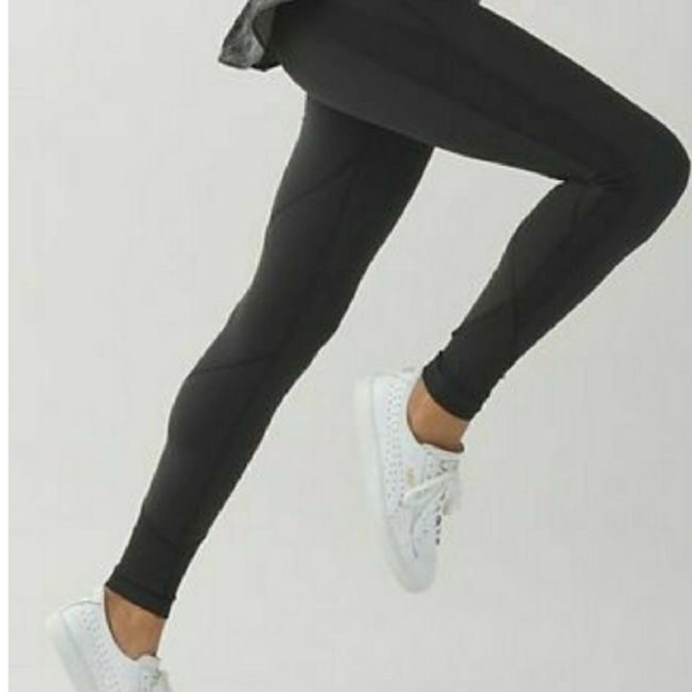 Lululemon Zone In Tight Workout Leggings
